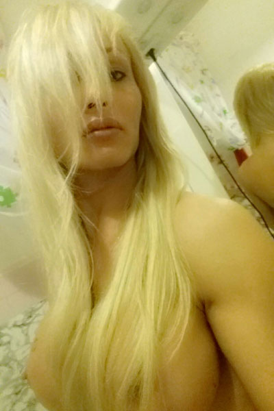 Lolita Barby foto selfie trans 11